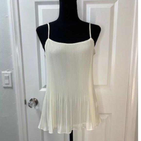 Plisse Lace Cami in Ivory by En Elly from Anthropologie - Size Medium - NWT - Picture 5 of 8